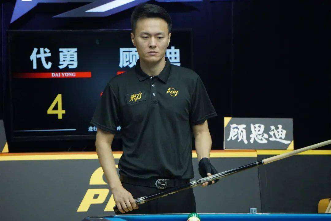 在攻防两端 在攻防两端